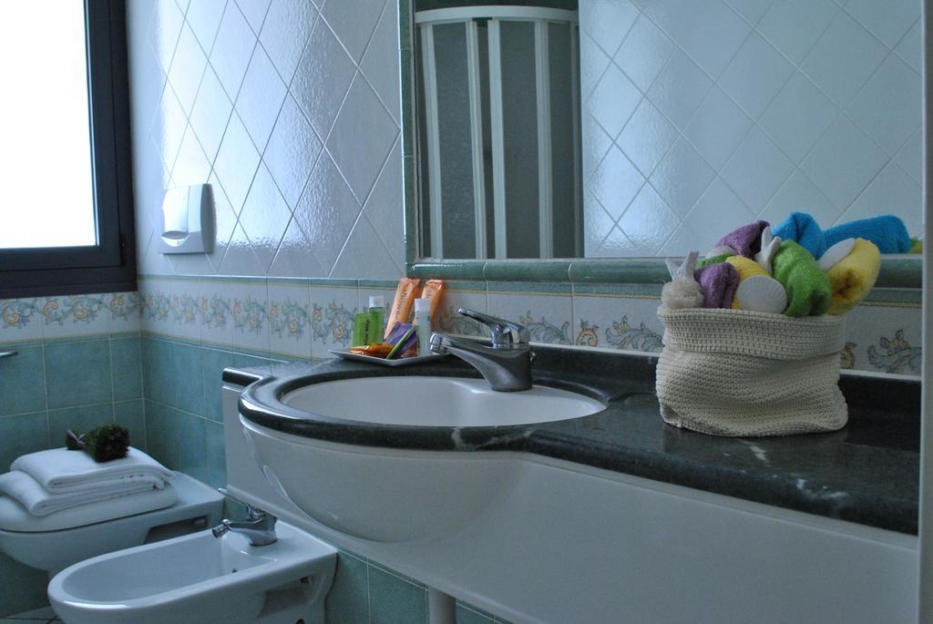 Residence Villa Dei Pini Rimini Ngoại thất bức ảnh