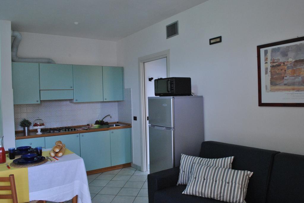 Residence Villa Dei Pini Rimini Ngoại thất bức ảnh